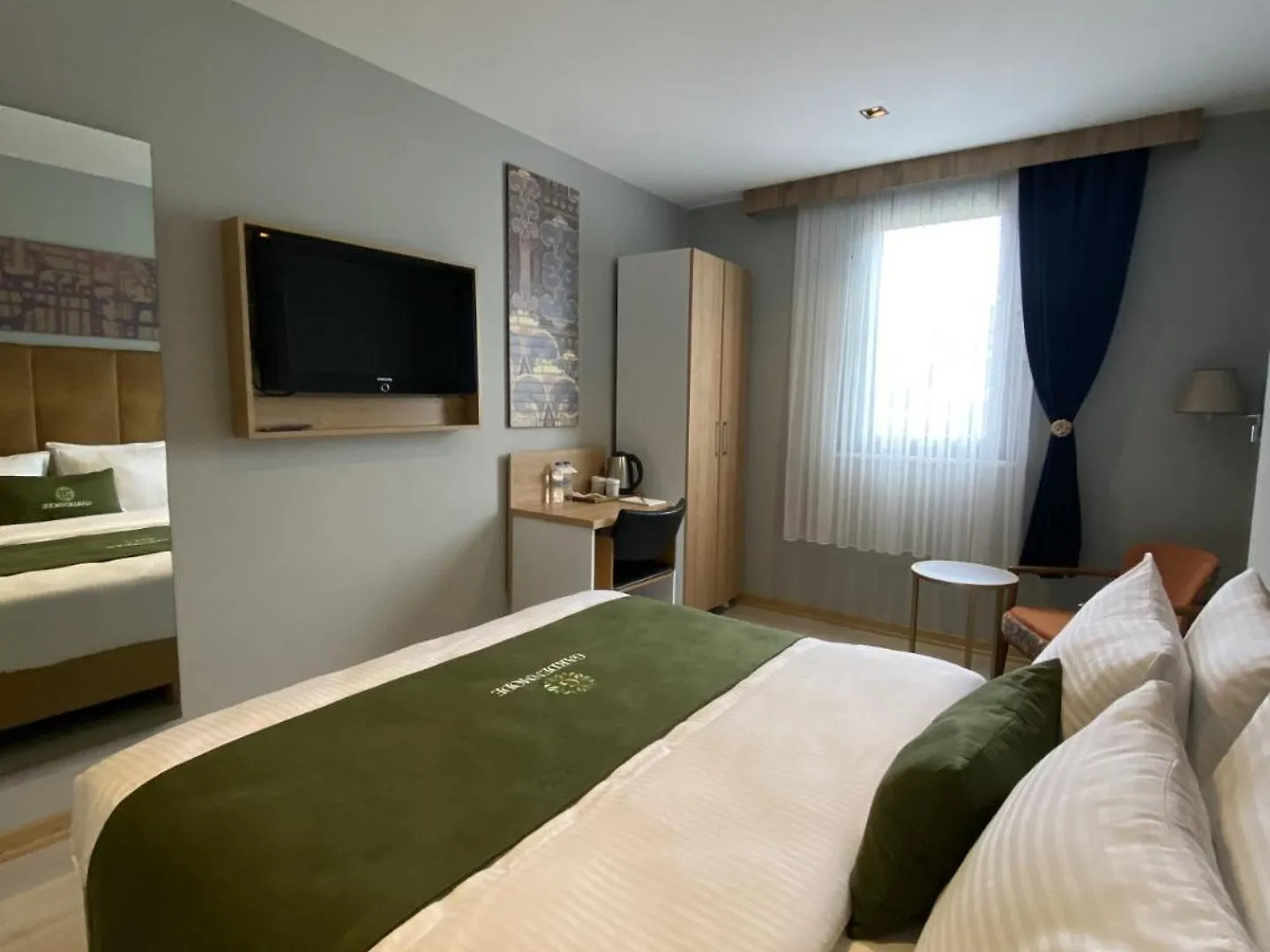 Gardenmode Airport Hotel Tasoluk 3*,